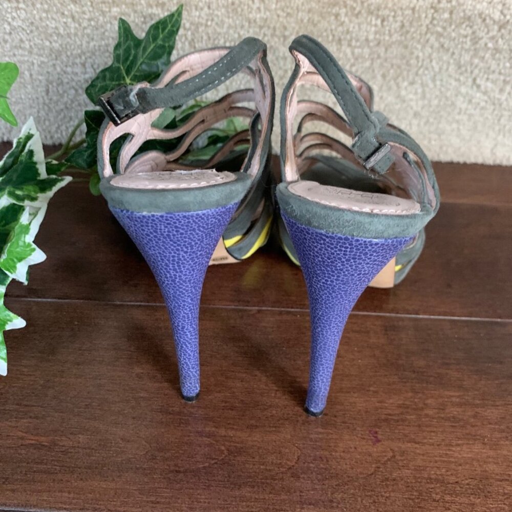 Vince Camuto strappy suede olive, purple pumps stiletto heels  size 9 - Picture 5 of 5